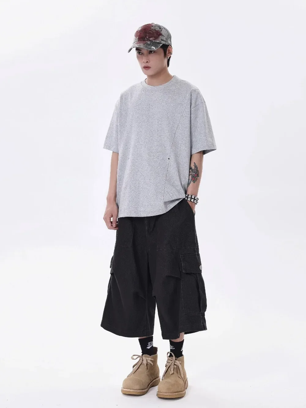 Multi-pocket Shorts Overalls Loose Wide-leg Calf-length Pants Men Underwear Cargo Shorts Men