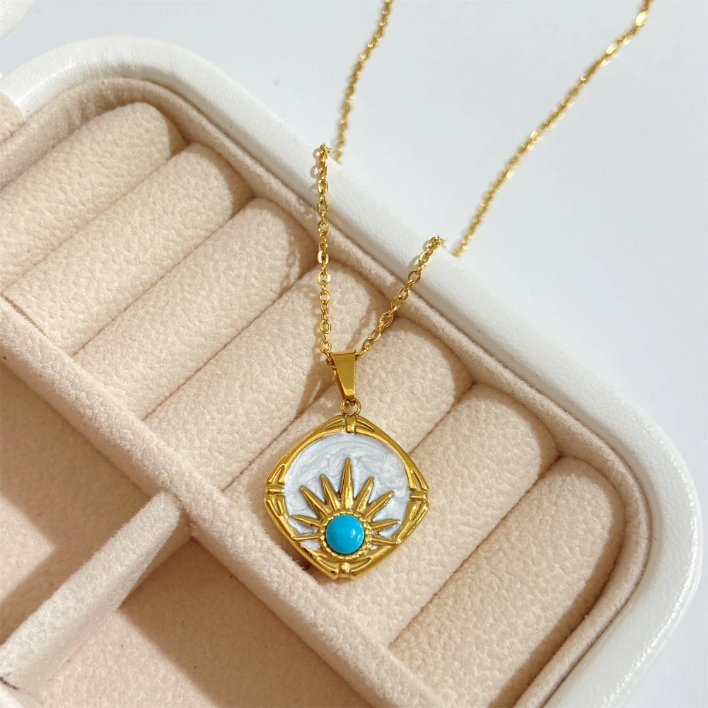 м Ƽ ûϻ ¾ Ʈ  η ƿ  18K  Ʈ ,   Ƽ 