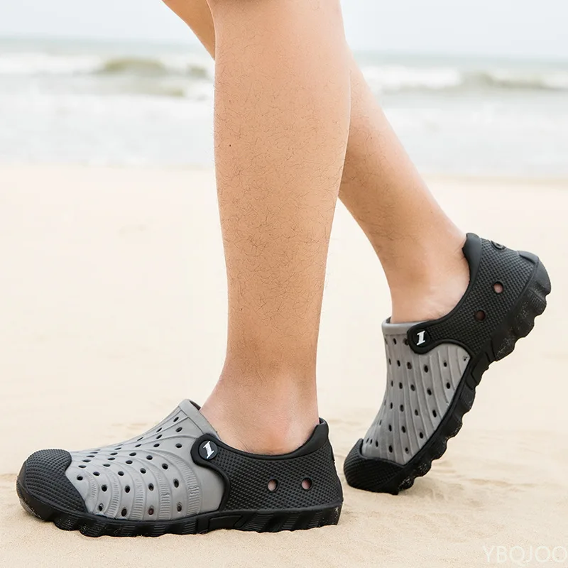 Summer Men Beach Shoes New Men Garden Casual Male Sandals Rubber