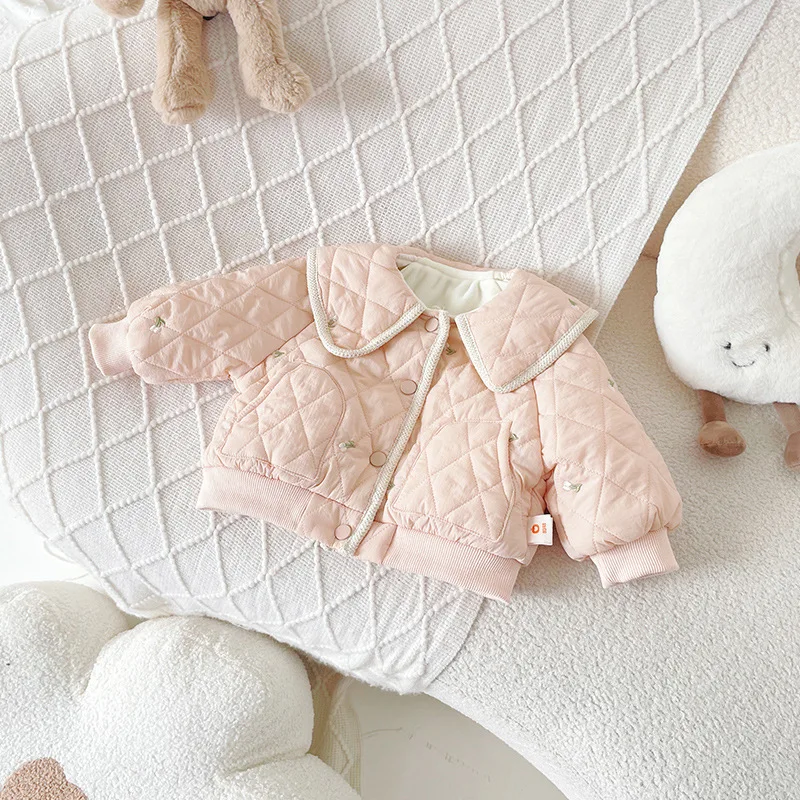

Children's plush cotton jacket small jacket 2023 autumn and winter new girls' cotton jacket plush warm and stylish baby cotton j