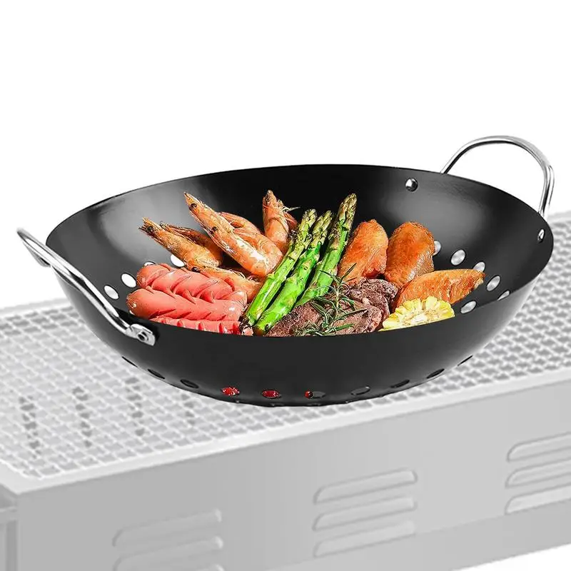 

Non-stick Metal Grilling Skillet With Folding Wooden Handle Grill Pan With Holes Round Non Stick BBQ Tray Outdoor Frying Pan