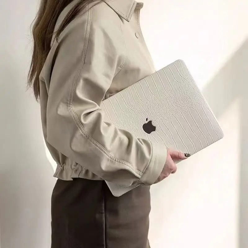 Sleek Protective Laptop Sleeve and Bag Cover