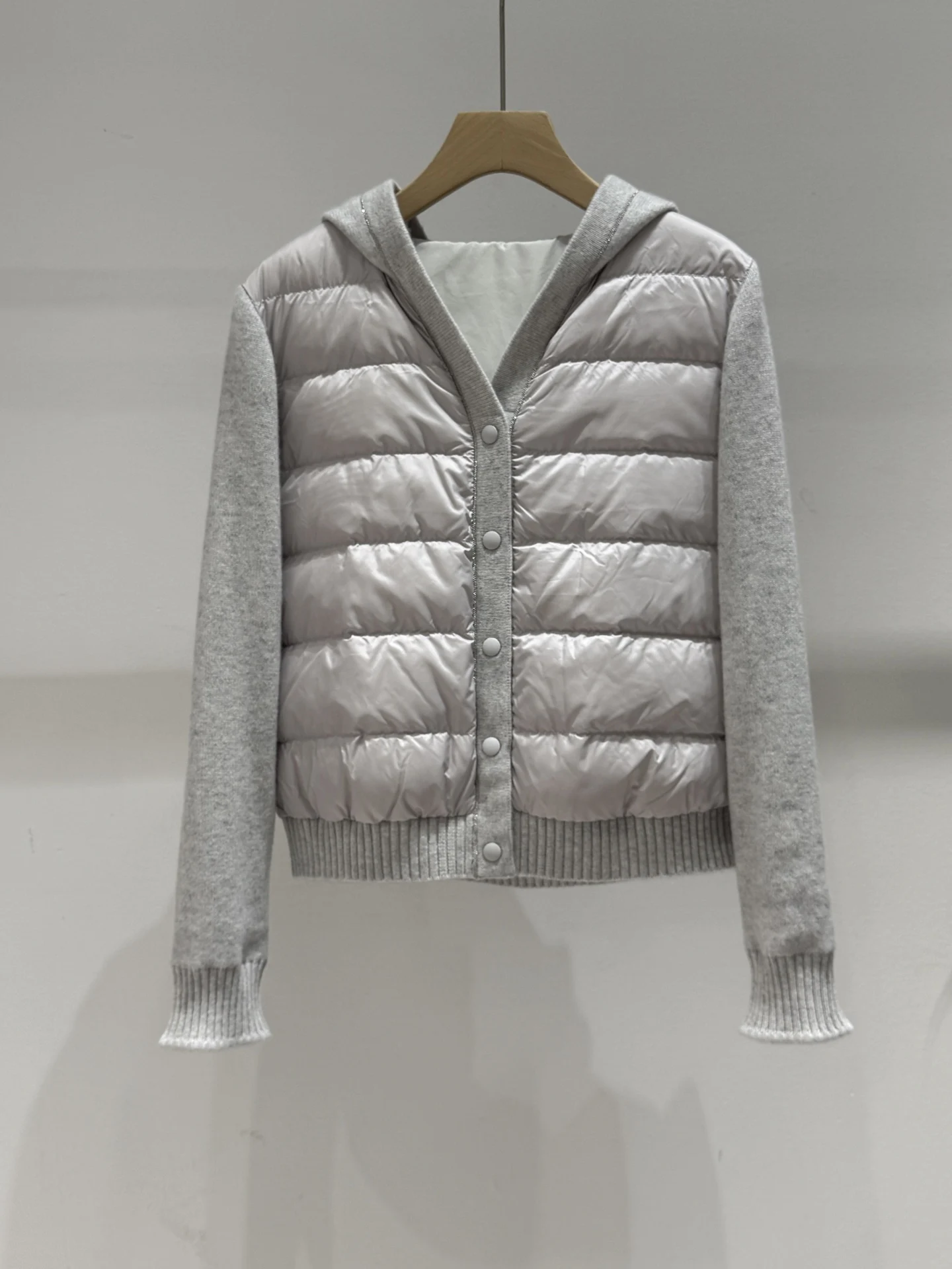 2026Fall/Winter Women's Cashmere-Knit Hooded Down Coat