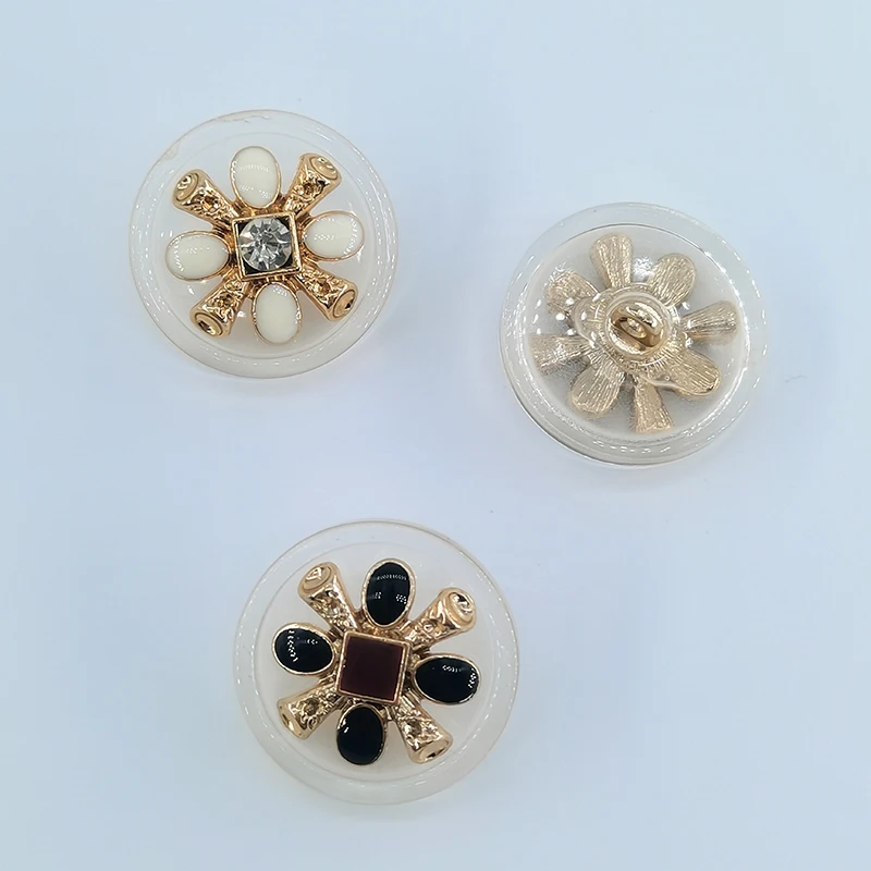 100 strass a forma di fiore da cucire, dimensioni miste, con retro piatto, per vestiti, scarpe, borse, decorazioni