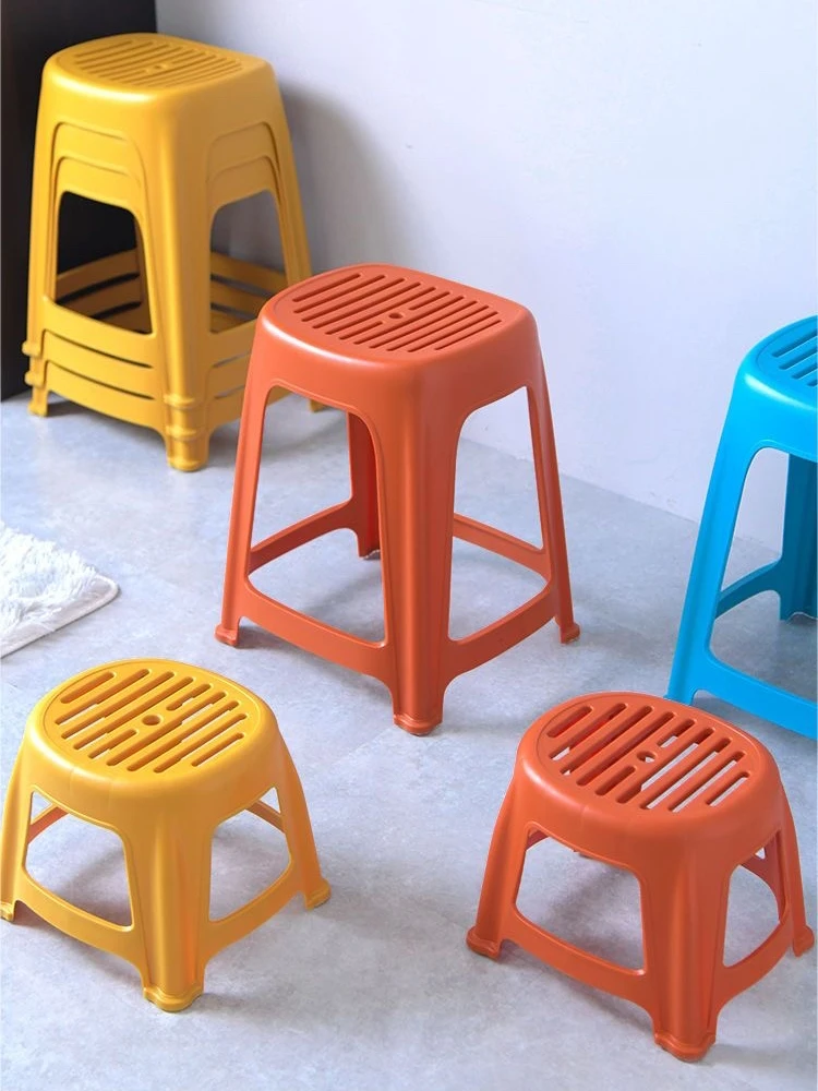 

Утолщенный пластиковый табурет, экономичный домашний табурет для гостиной, нескользящий обеденный стол, простой Штабелируемый Портативный Табурет