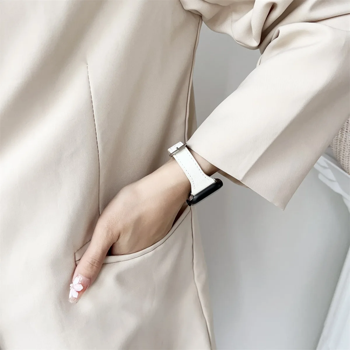 Watch Band For iWatch 42/44/45/46/49mm 38/40/41mm PU Leather Fashion Watch Strap For Watch Series Ultra2 Series 10/9/8/7/6/5/4/3/2/1_voghion.com