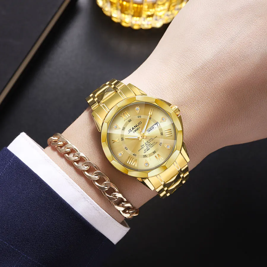هذه ساعة يد كوارتز للرجال ماركة جيانوه JIANUO