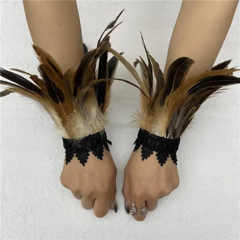 Cosplay Wrist Cuffs Halloween Prop Toys Black Feather Wrist Cuffs Retro Vintage Punk Gothic Feather Cuffs for Women Man Halloween Party Goth Rave Costume Cosplay Prop