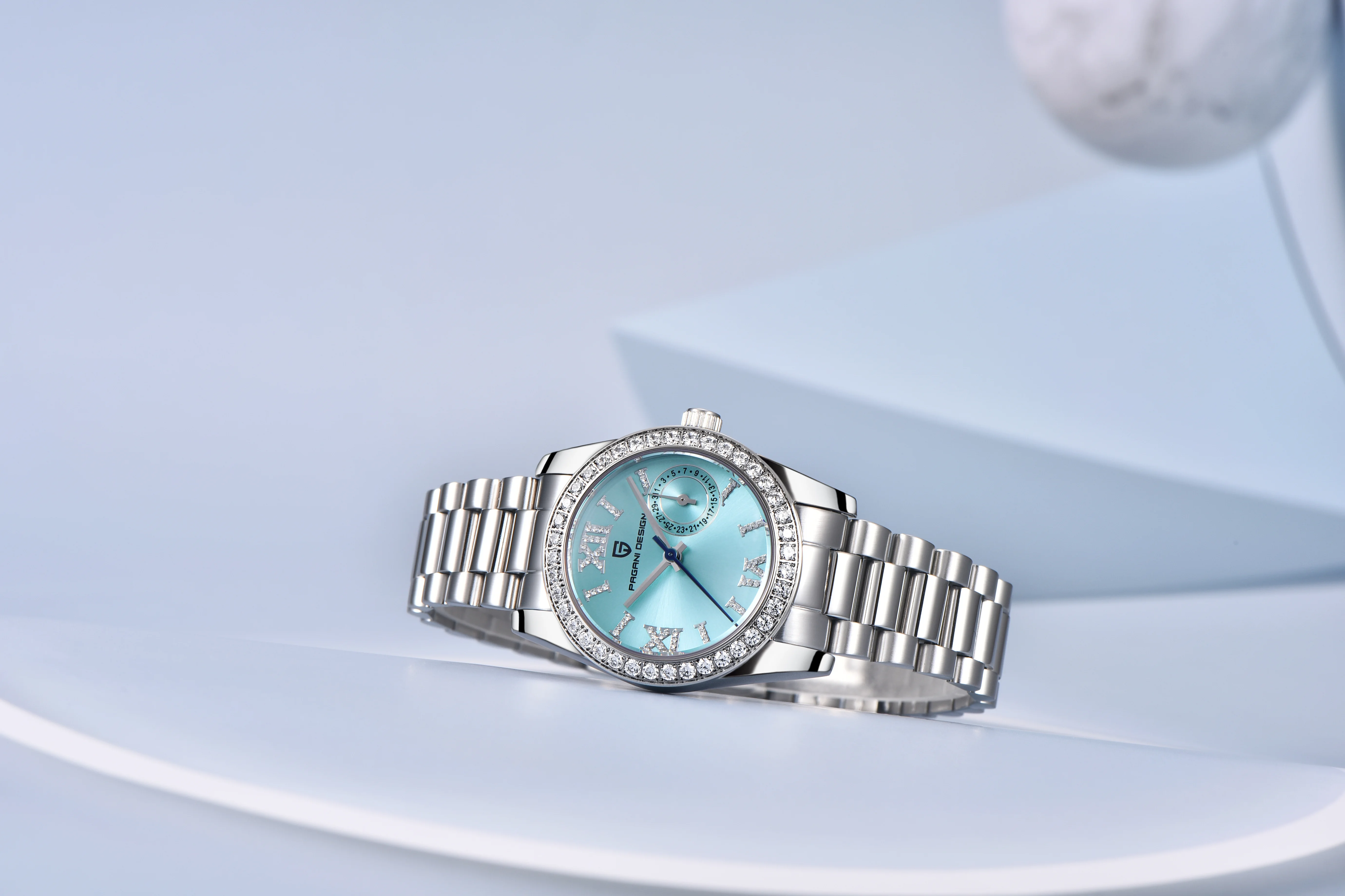 Stylish Pagani Design women’s watch with sapphire glass and stainless steel strap