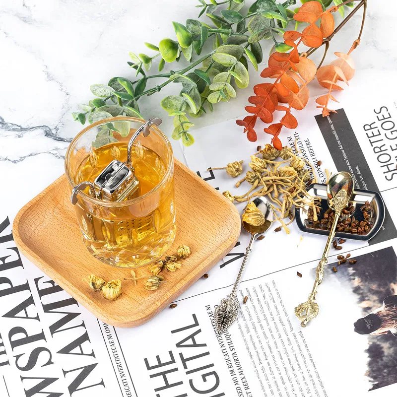 Description Picture 3 of itemTea Infuser Stainless Steel Robot Tea Strainer with Chain and Drip Tray Loose Leaf Tea Infuser for Black Tea Filter Reusable