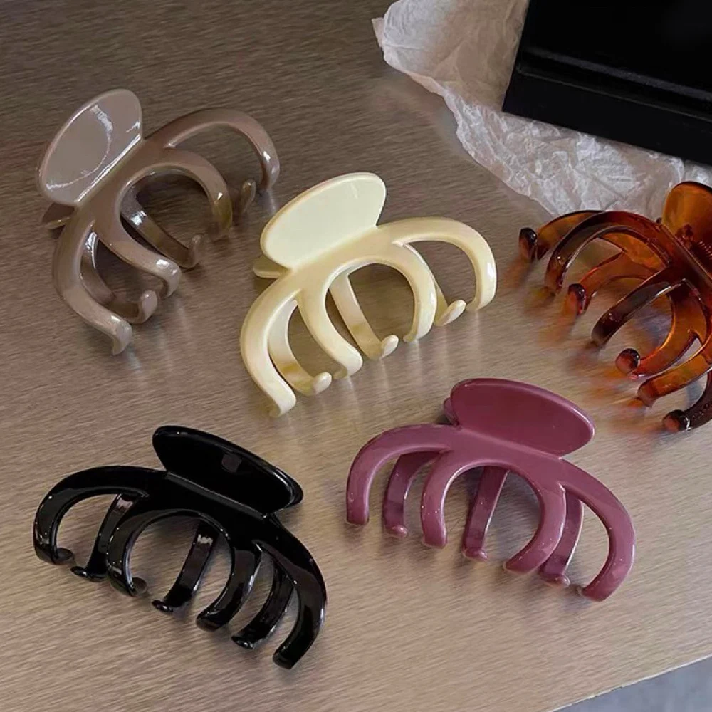 

10cm Acrylic Large Hair Claws For Girls Shark Clips Geometry Wave Hair Clip Plastic Crab Clip Hairpin Women Hair Accessories