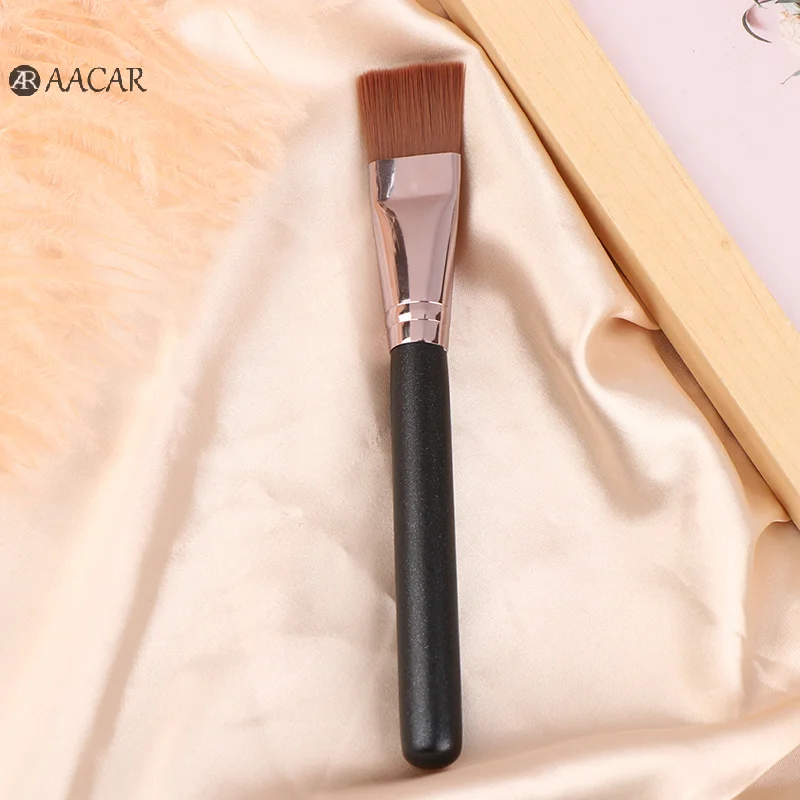 1Pc Black Makeup Brushes Flat Top Foundation Brush Wooden Handle Flawless Face Brush Brush Contour Brush for Cream Powder