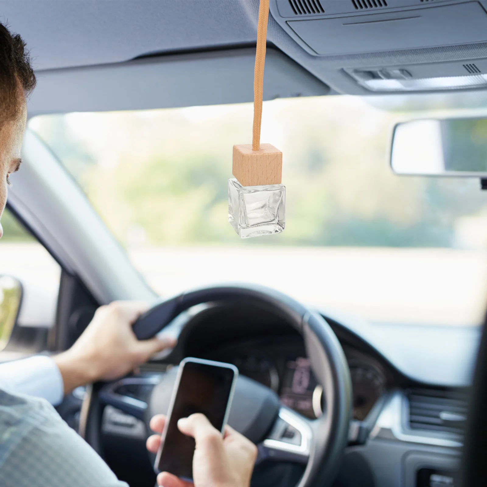 

Empty Diffuser Bottles Perfume Diffuser Bottles Car Diffuser Pendants for Car
