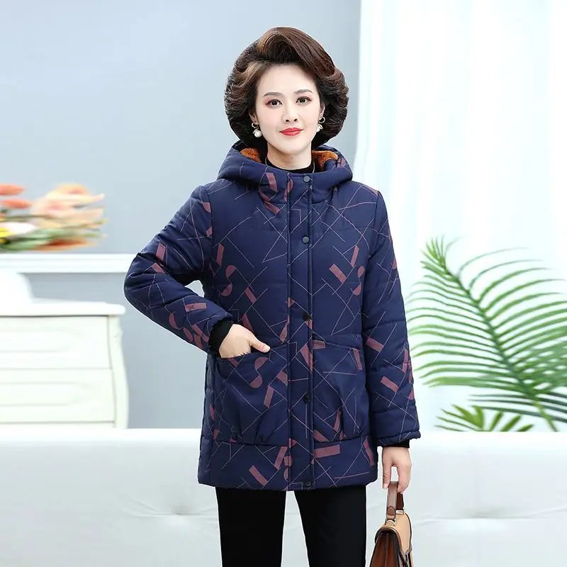 Рисунок 3 - Зимняя женская парка