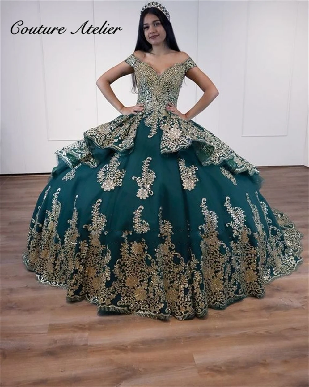 

Vintage Dark Green Quince Dress Ball Gown Wedding Dresses Gold Applique Off The Shoulder 15 dress quinceanera 2023 Beaded Ruffel