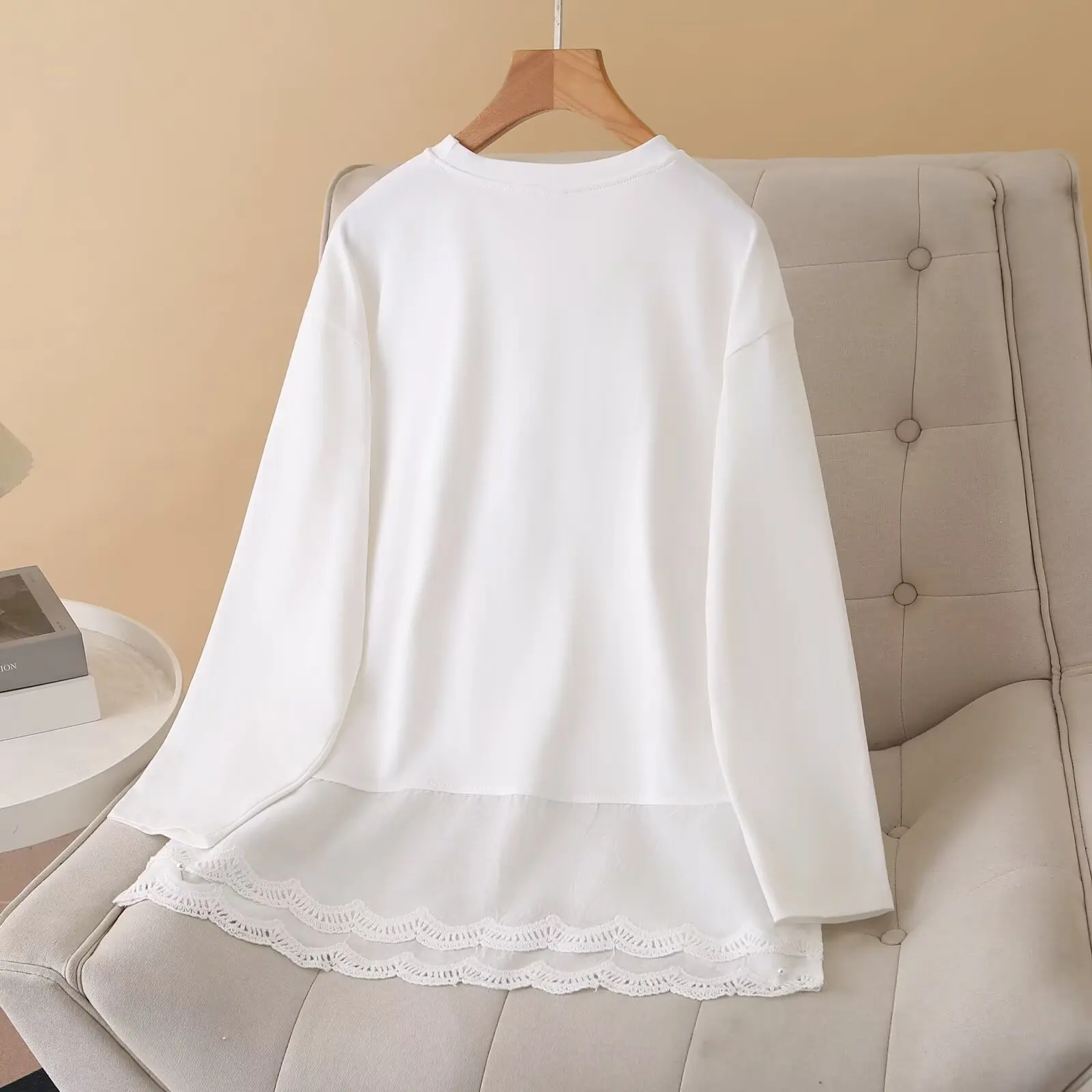 Fashion Plus Size Women's T-Shirt Autumn New Lace Patchwork Cotton Long Sleeved Tops 669