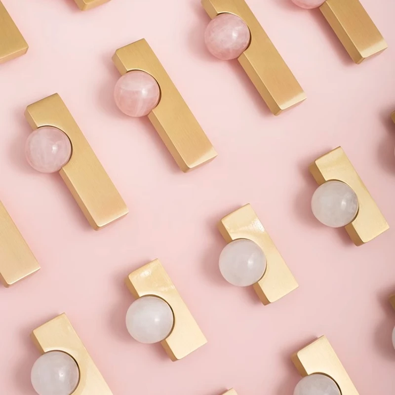 ใหม่หรูหราตู้ประตู Handle High End ทองเหลืองตู้เสื้อผ้าคริสตัลบอลธรรมชาติตู้รองเท้าลิ้นชักยาว 1