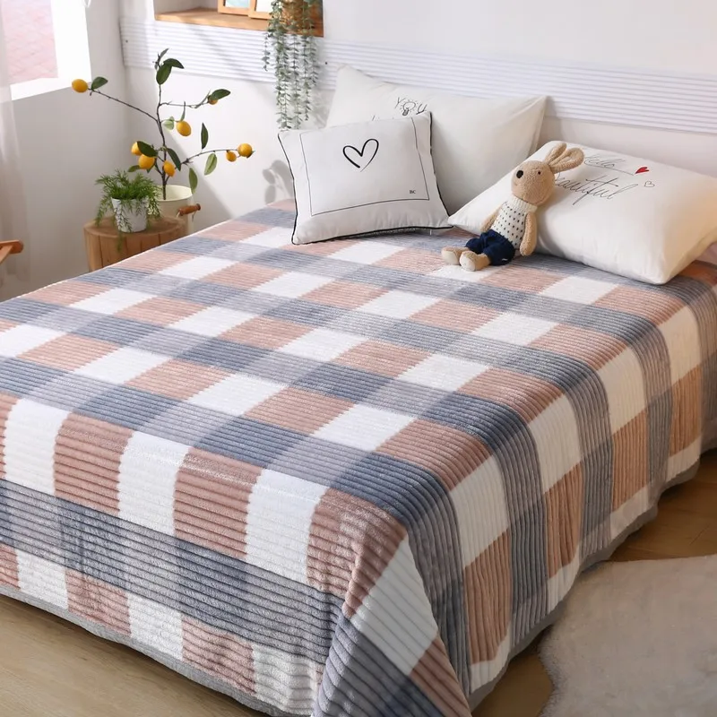 

Striped Plaid Winter Blanket Bedspread On The Bed Milk Fleece Thickened Coral Flannel Office Nap Blanket Warm Soft Knee Blankets