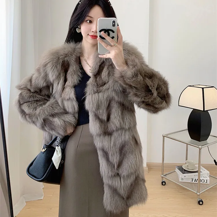 

2023 Women Winter New Long Imitation Fur Jackets Female Fashion V-neck Loose Overcoats Ladies Faux Fox Fur Warm Coats A586