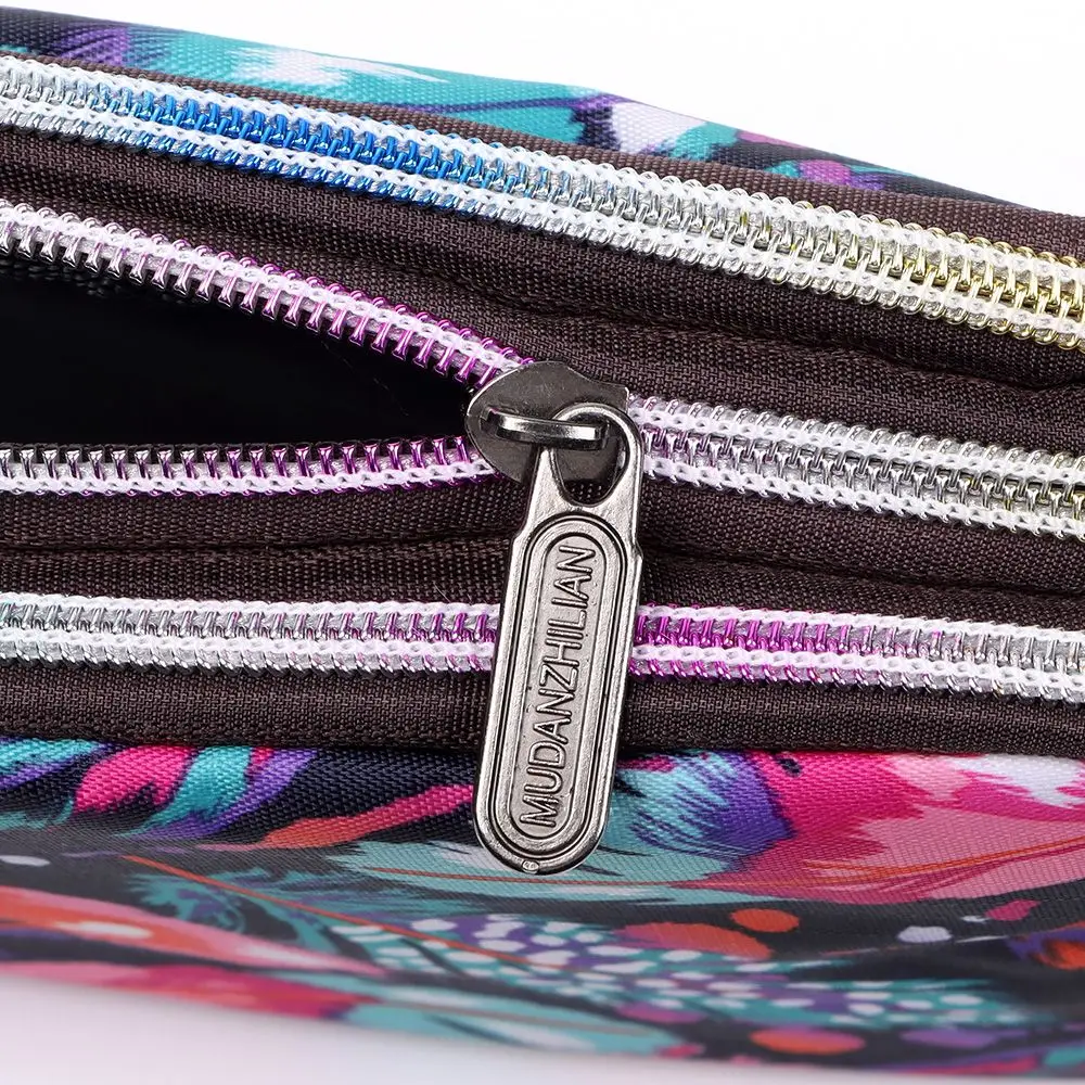 Women’s Canvas Wristlet Wallet 23