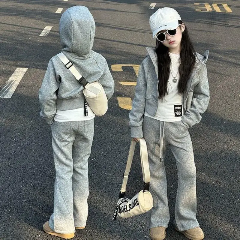 귀여운 캐주얼 코트 세트 패션 2피스 세트 아동복 여아 후드티와 벨보텀 팬츠 2025 신상 패션 3