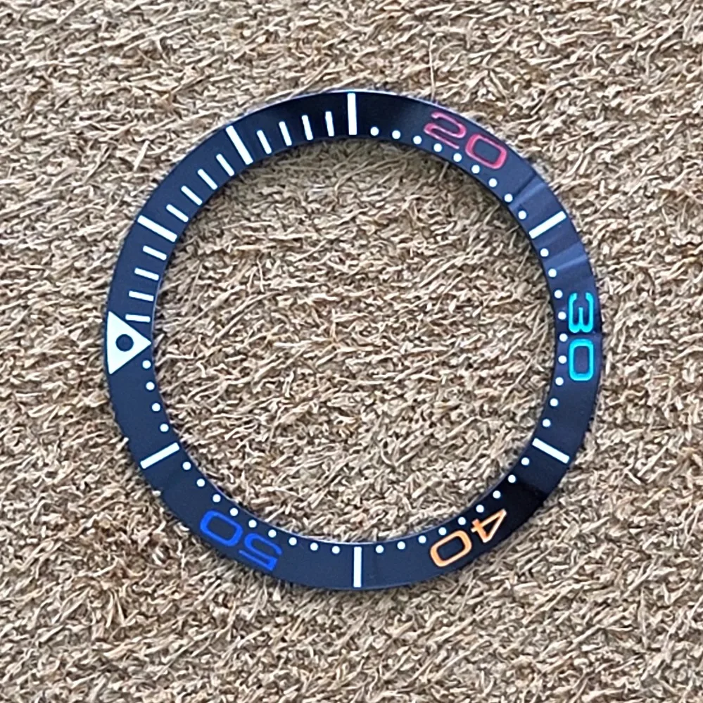 

Новый модифицированный керамический цветной цифровой круглый синий светящийся скошенный наружный диаметр рта 38 мм, внутренний диаметр 30,5 мм