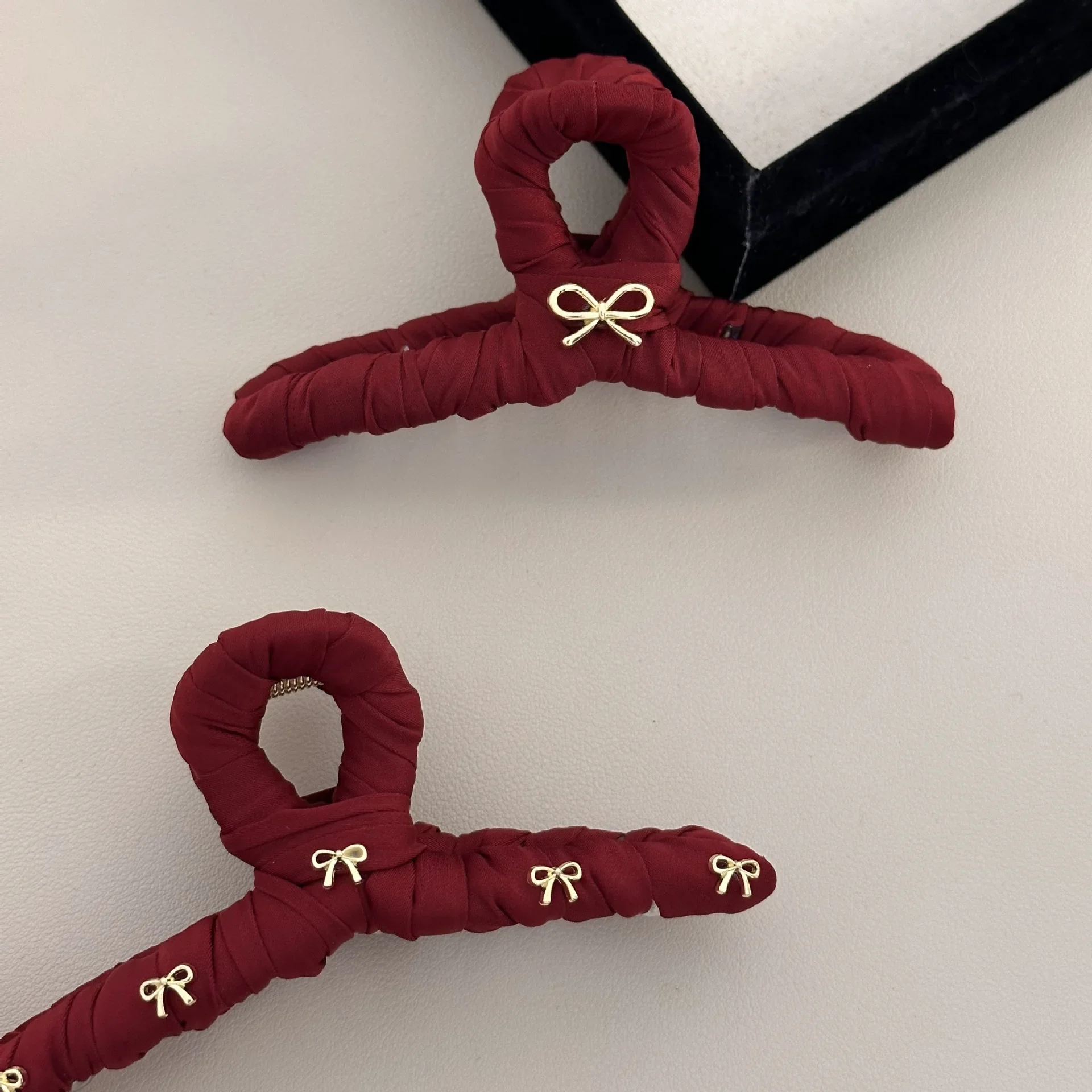 Hair clips for women girl pin claw accessories bow large thick shark matte vintage popular catches trendy leading fashion adults