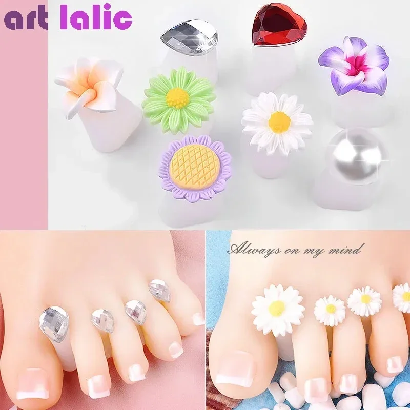 Toe separators toe spreader finger toe separator 8Pcs Toe Separators Soft Silicone Cute Daisy Heart Shaped Nail Art Rhinestone Toe Locks Japanese Style Beauty Foot Care Tools