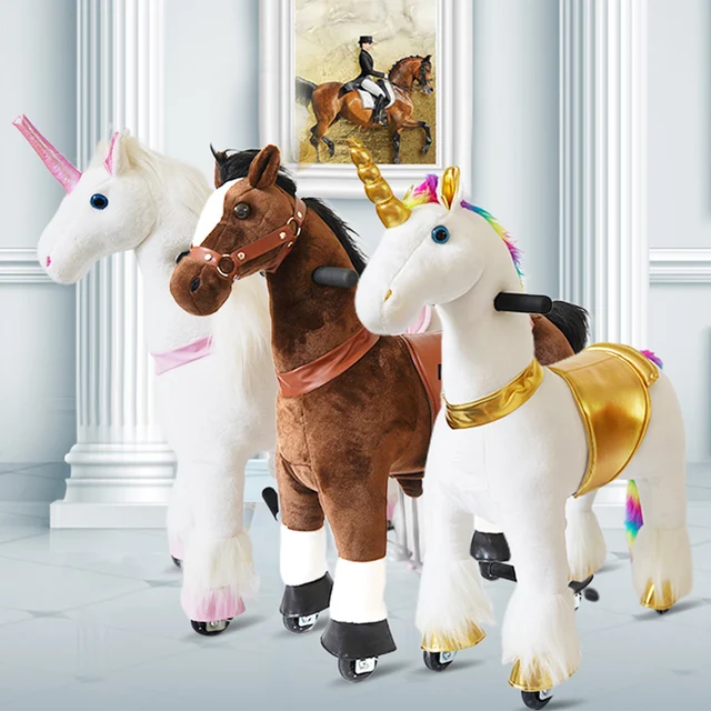 Haktoys Caballo de paseo con correa de control remoto, bailar, cantar,  caminar, caballo musical, mascota, diseño de animal realista con 9  canciones