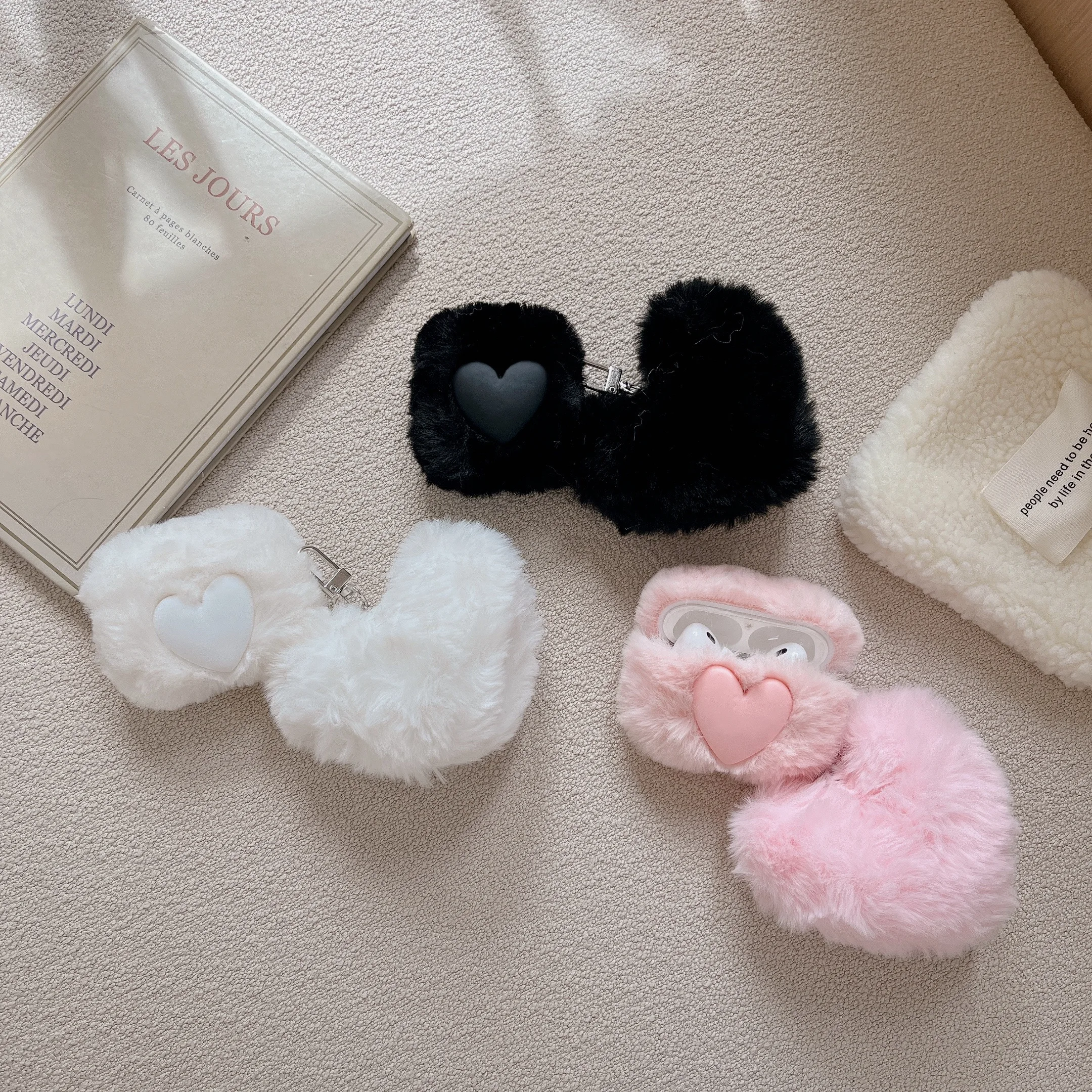 

Lovely Plush Big Heart three-colour Case for Apple Airpods 1 3rd Pro 2 Fashion Bluetooth Earphone Protective Headphone Fur Cover