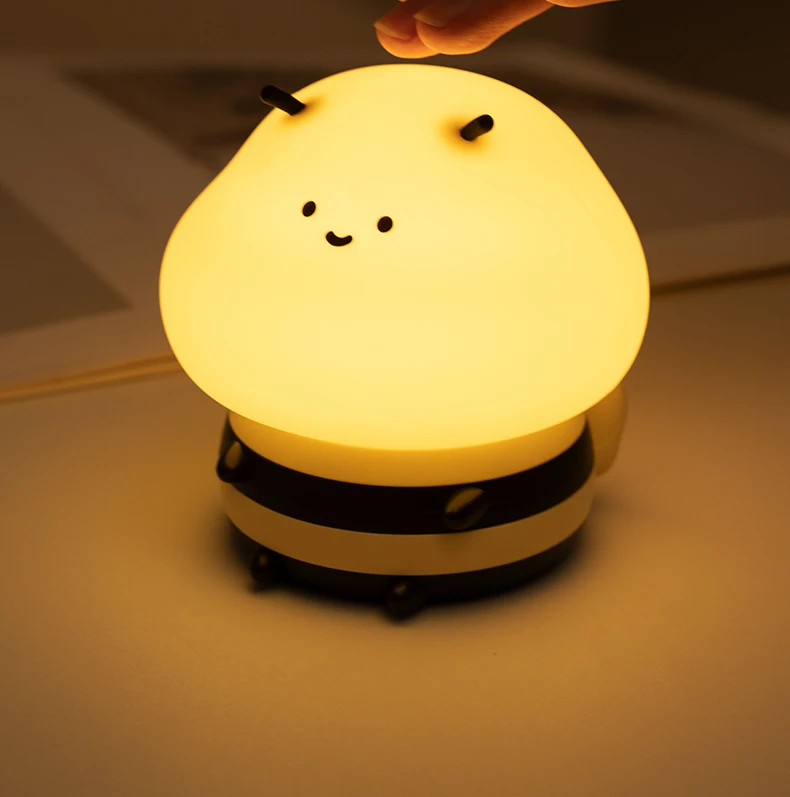 LED Night Lights Bee Creative Bedside Room Decoration Atmosphere LED Light Desk Lamp Nightlight for Kids Christmas Birthday Gift