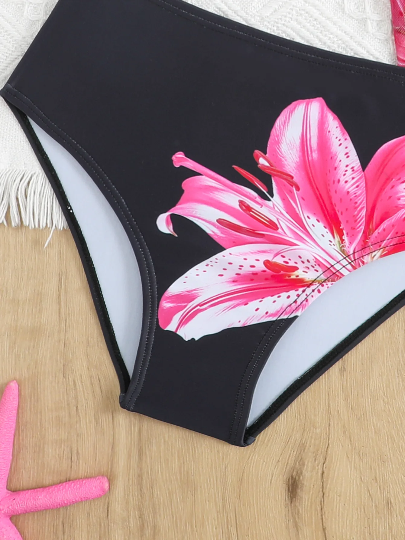 Bikini-Badeanzug-Set für Teenager-Mädchen, dreiteiliger, schulterfreier Badeanzug mit Blumenmuster für Mädchen, Badeanzug für Strand und Pool, 7 bis 16 Jahre – Detail 10