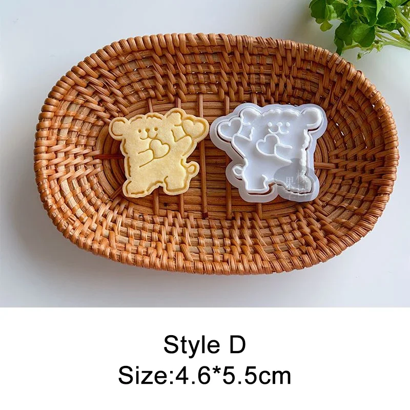 Adorable Bear Fondant Cake Mold and Cookie Cutters for Kids' Baking and Decorating