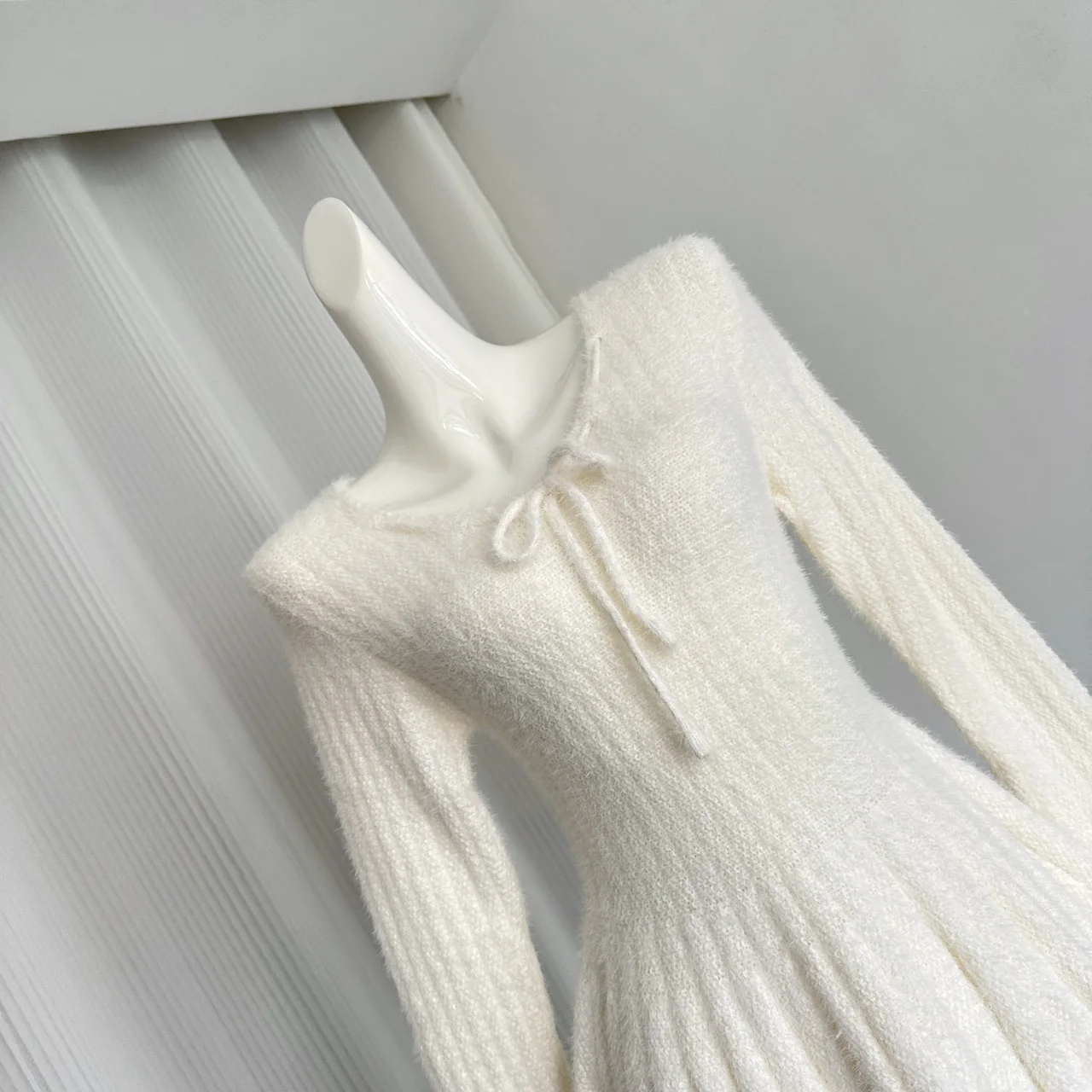 Autumn Winter Sexy Elegant Knitted Dresses for Woman Y2K Harajuku Slim Sweater Dress New Solid Chic Mini Party Dress