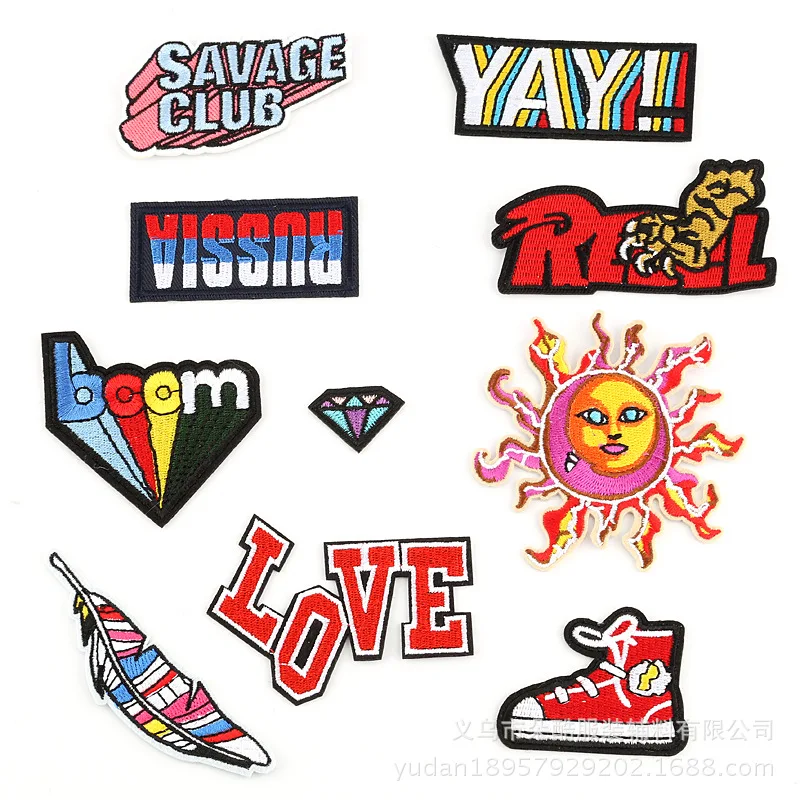 100 Pz/Lotto Patch Ricamo Di Lusso Piuma Tigre Oro Sole Diamante Sneaker Arcobaleno Boom Club Abbigliamento Decorazione Applique Artigianale