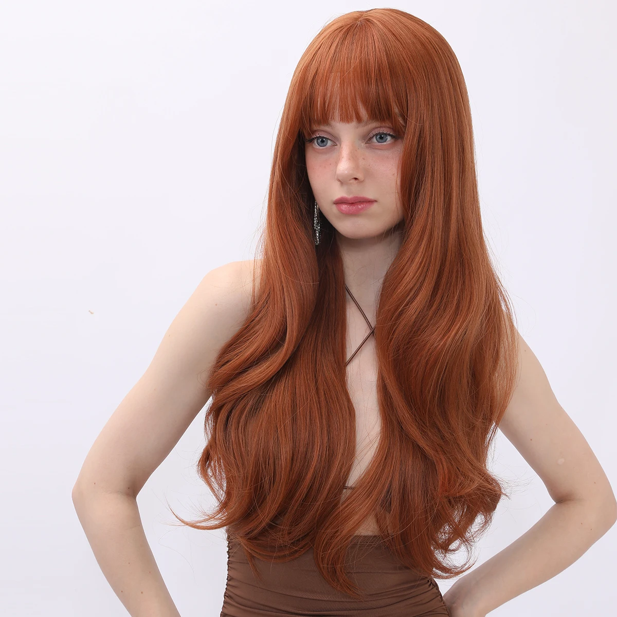 

Warm Orange-Golden Waves: 28-Inch Synthetic Fiber Wig for Daily Wear with Stunning Curls