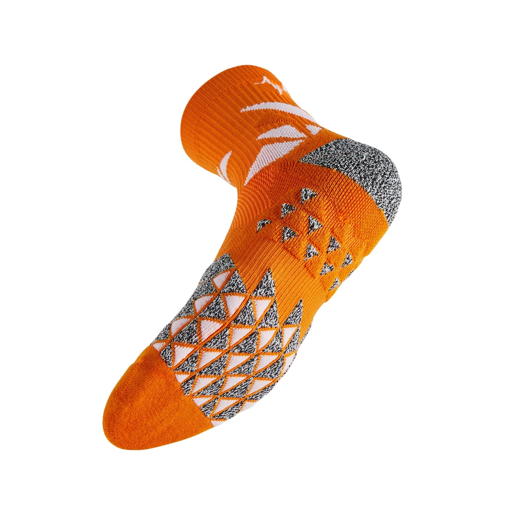 Professional Mid-calf Grip Socks Image 15