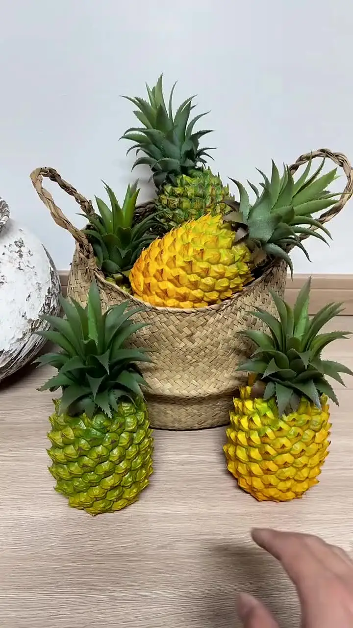 Artificial Pineapple Figurine Crafts Decorative Fruit Model for
