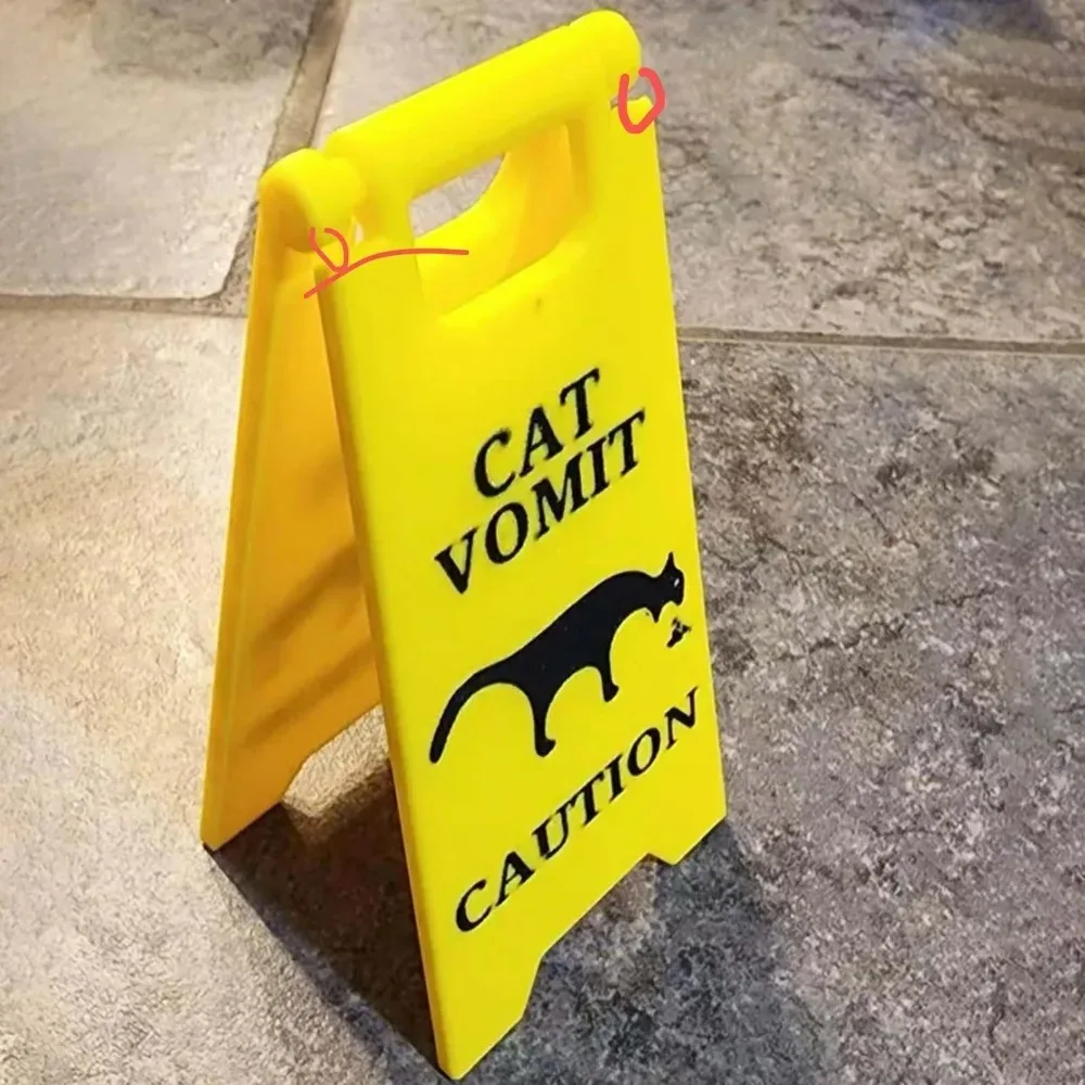 Funny Cat Vomiting Sign, Humorous Garden Decor Warning Plaque, Novelty Pet Lover Gift for Indoor Outdoor Home Decor, Safety