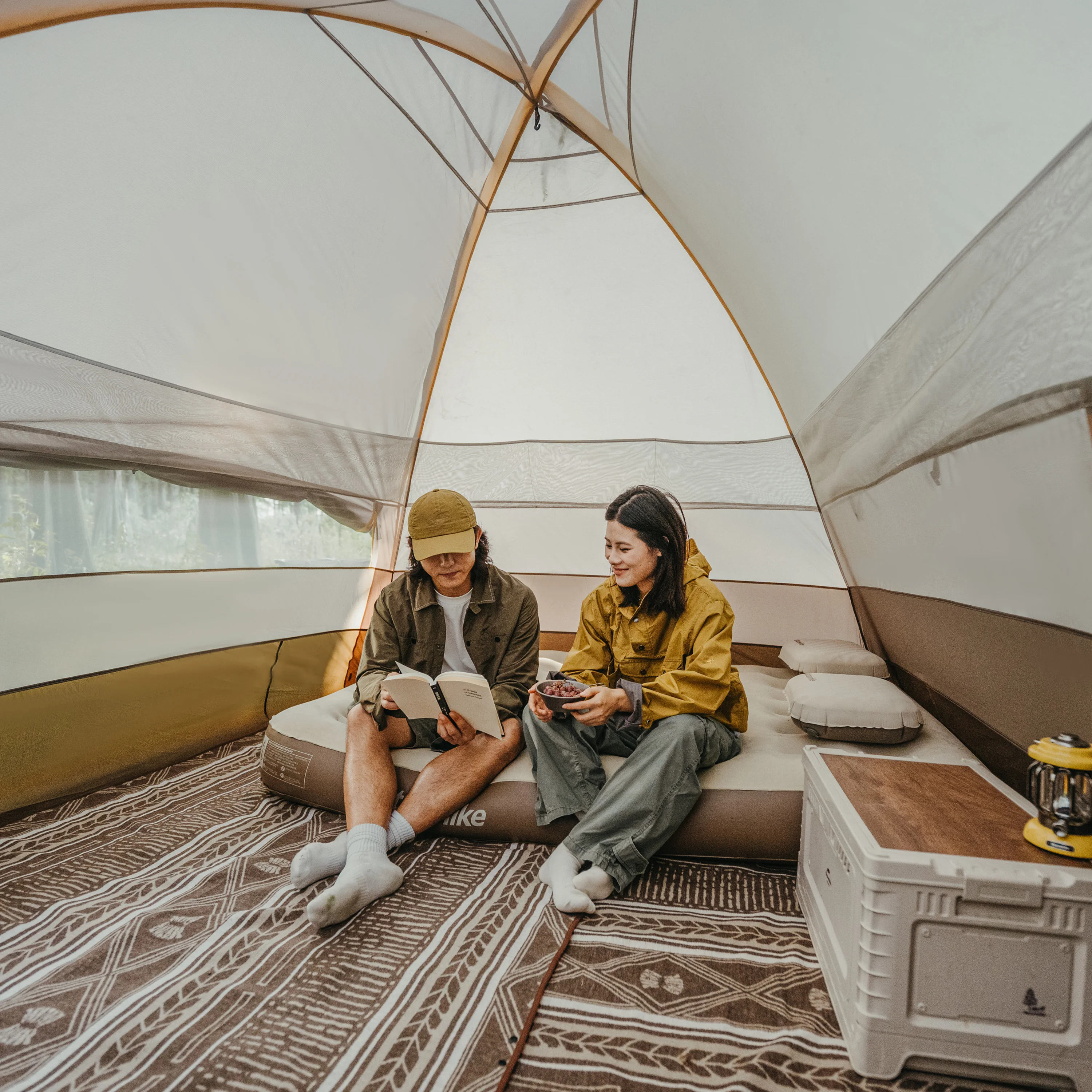 Naturehike KOTA6 Tunnel Tent 70D One Room One Living Room Large Space 4 SeasonTent Outdoor Travel Waterproof Tents With Chimney