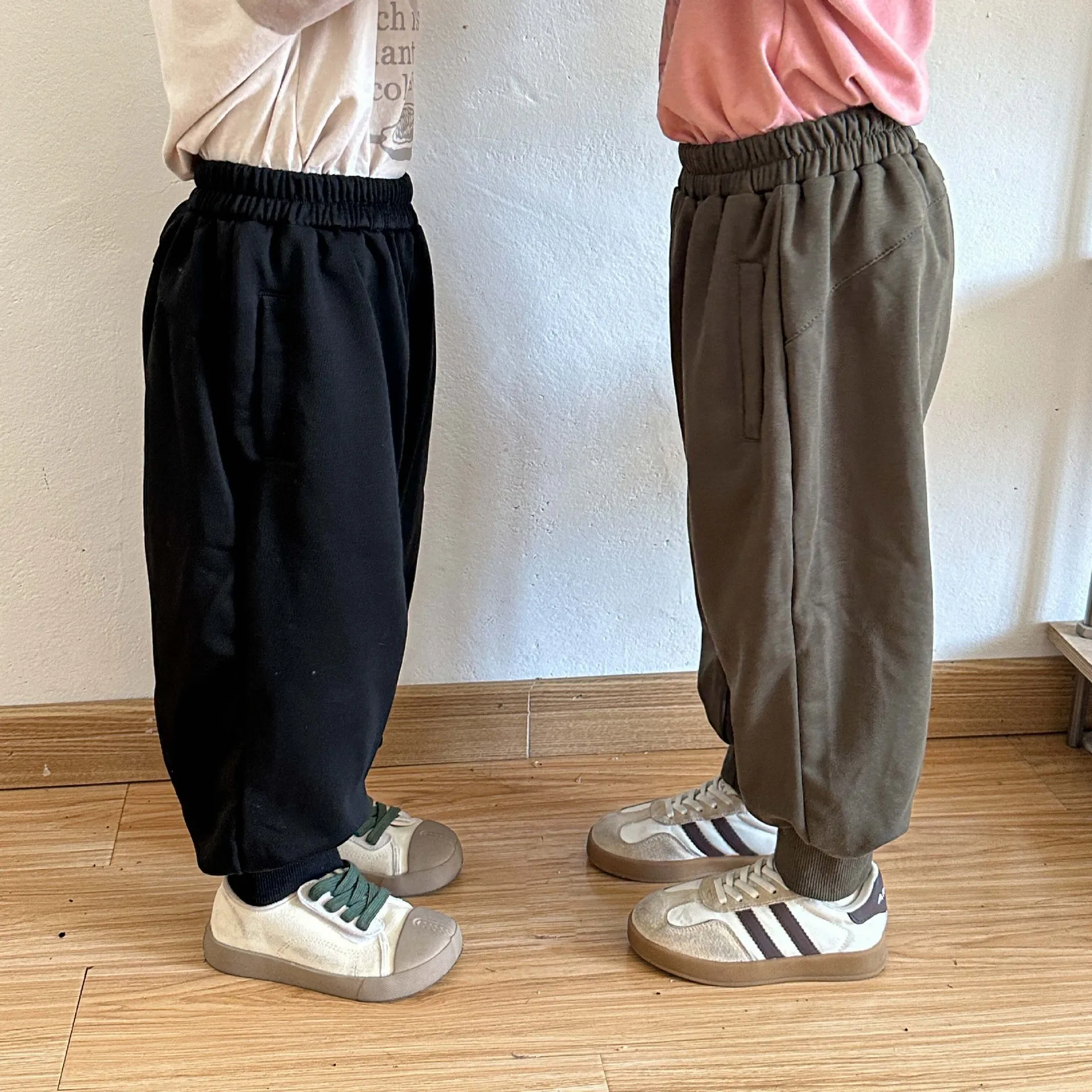 

Детские спортивные брюки, Новинка весна-осень 2023, модные повседневные брюки для мальчиков, спортивные брюки для девочек, Новые однотонные детские брюки