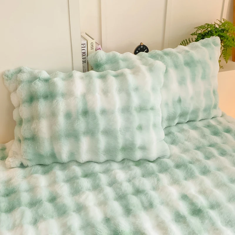 Fluffy Plush Pillowcase image 10