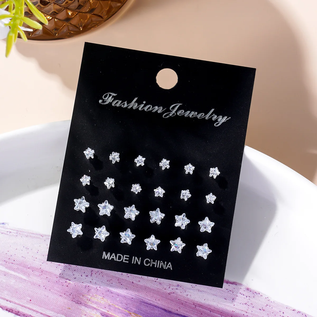 Stud earrings 12pcs Pack Retro Style Geometric Six Claw Heart-Shaped Crystal Zircon Earrings Stud Set