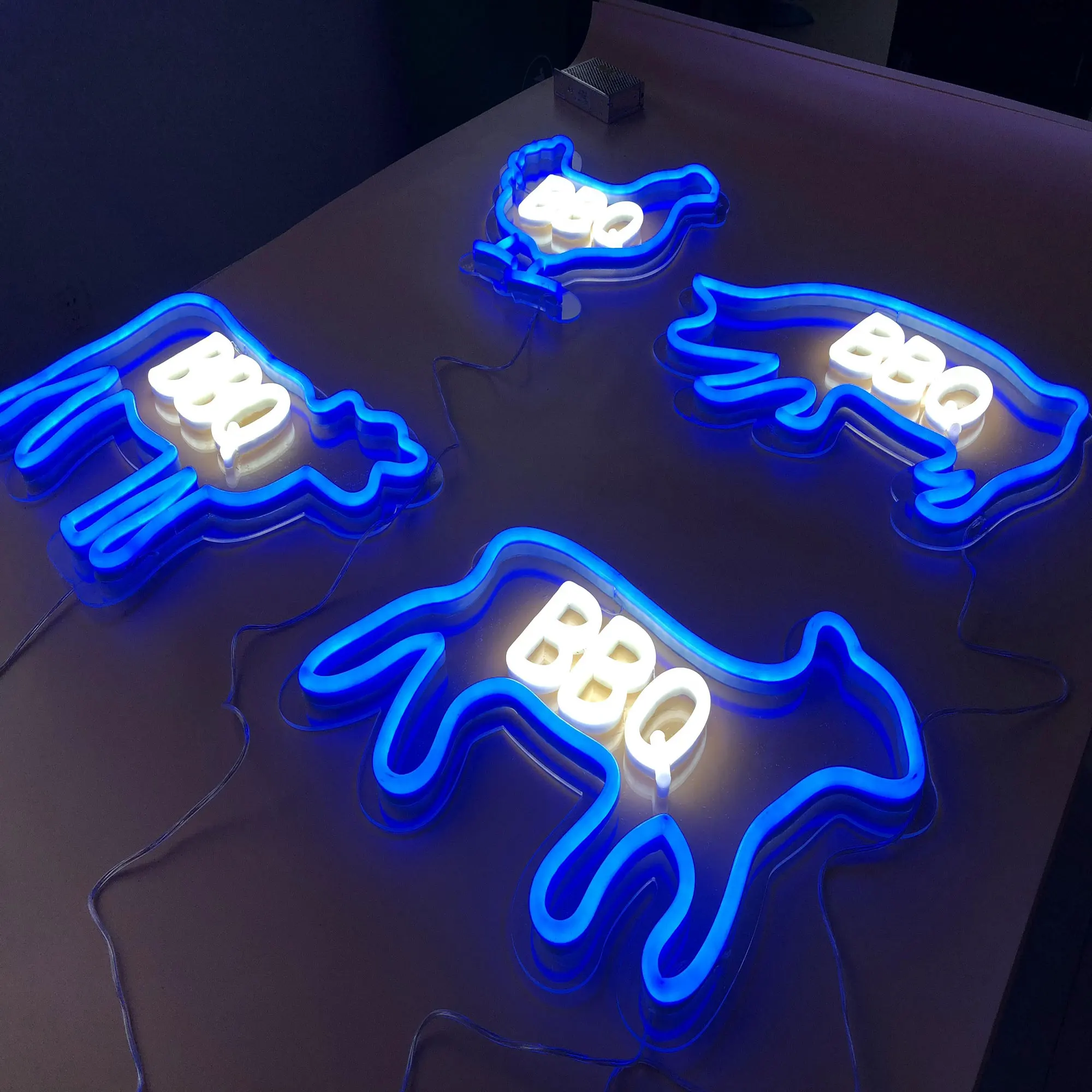

Cheap Price LED Neon Signs Indoor Decoration Customized Neon Letters Sign 3D Commercial Signs