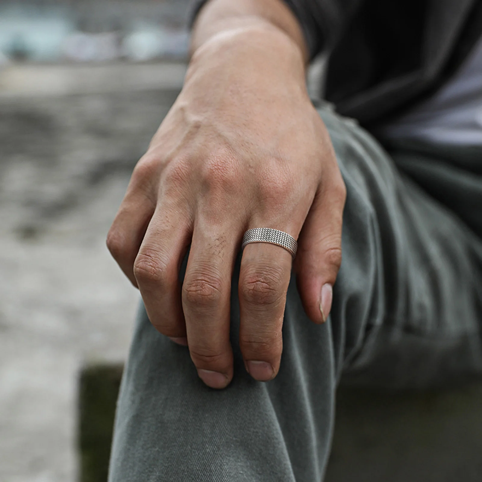Prjewel 5,7 mm gewebter, strukturierter offener Ring für Männer und Jungen, verstellbar, einfaches Metall-Fingerband, Vintage-Männerschmuck, Vatertagsgeschenk – Detail 3