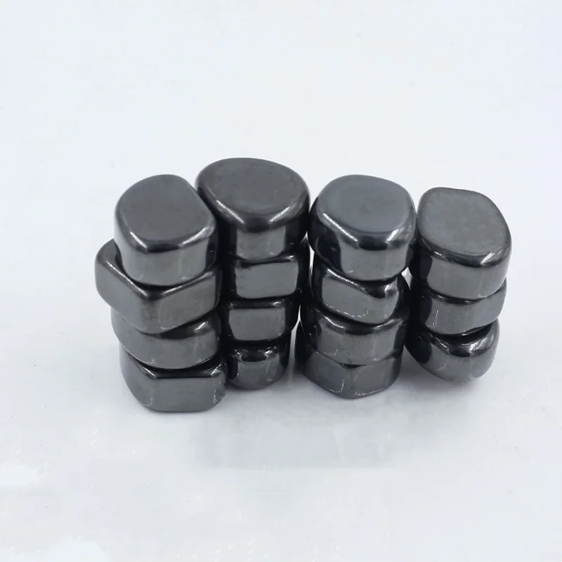 Crystal Stone Crystal Stones Polished Black Lodestone Magnetite Palm Stone Home Decoration Magnetic Minerals Healing Body Field Balance Energy