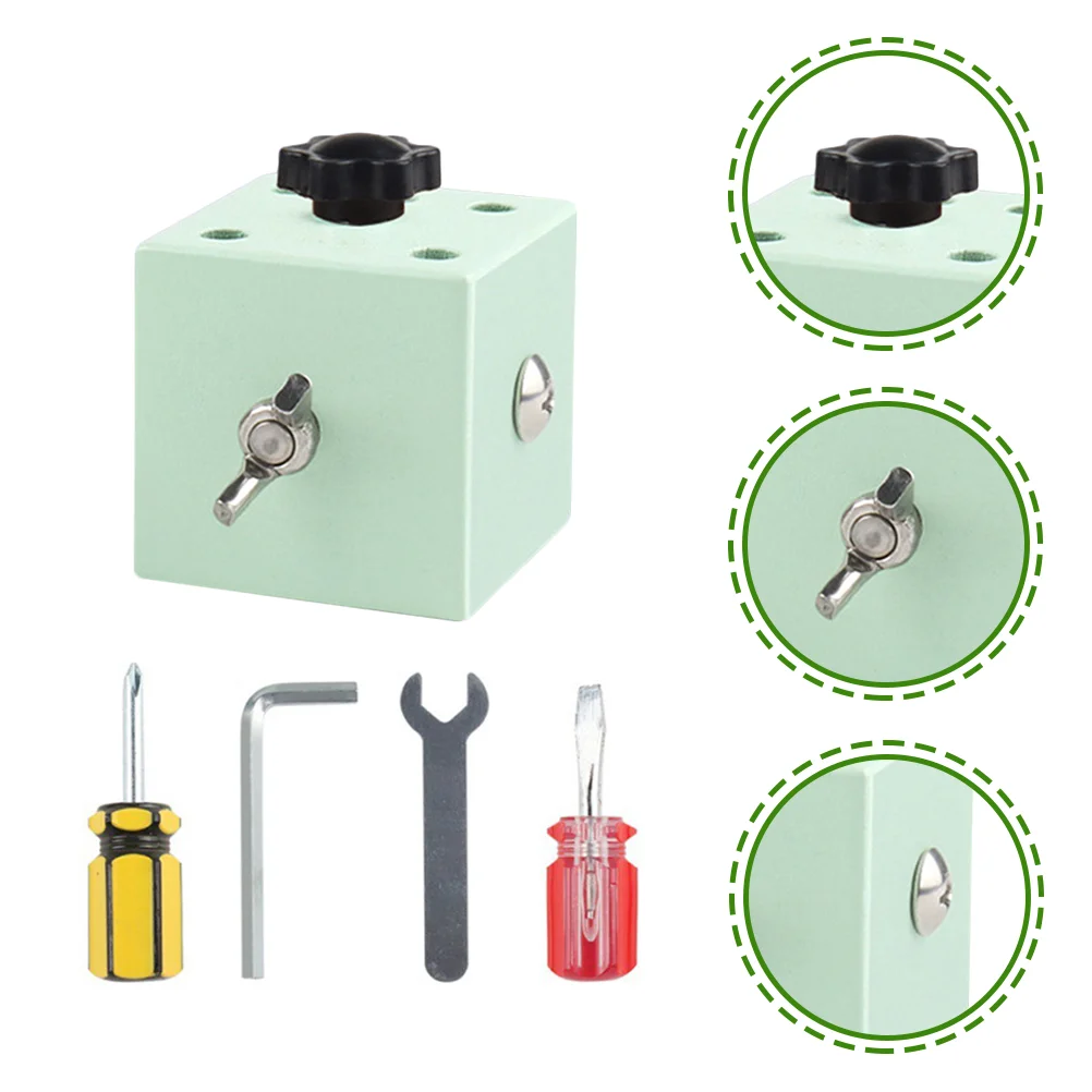 Рисунок 4 - Затяните винты, отвертка