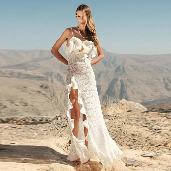 Elegante abito lungo da vacanza sexy in pizzo con spacco alto pieghettato affascinante estate lussuoso dimagrante abiti da sera per feste abiti da donna