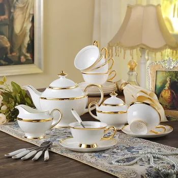 Set da tè in porcellana con intarsio in oro Set da caffè in ceramica europea Tazza da tè in porcellana Teiera Tazza da tè Zuccheriera Brocca per il latte Cerimonia Teaware 1