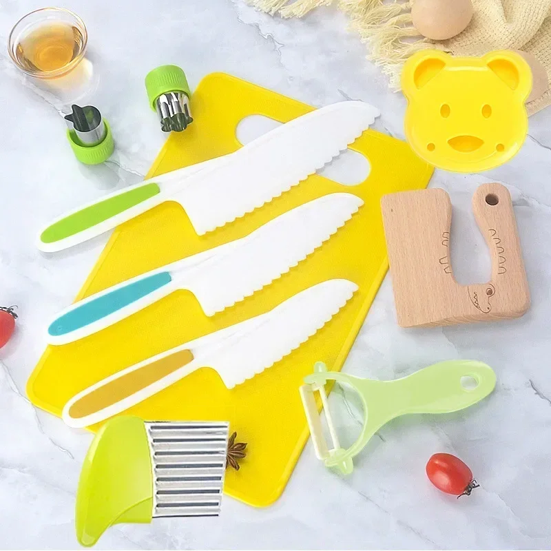 thumbnail image 3 of 11/13/17 piezas Juegos de cocina para niños Herramientas de cocina Montessori de cocina real para niños pequeños Cuchillos seguros para niños de 2/3/4/5/6/7/8 años, 3 of 6